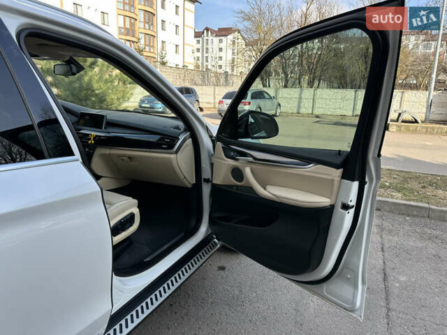 Белый БМВ Х5, объемом двигателя 3 л и пробегом 211 тыс. км за 28999 $, фото 43 на Automoto.ua