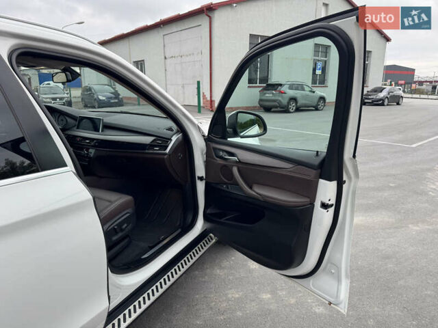 БМВ Х5 2016 в Тернополе на Automoto.ua Белый БМВ Х5, объемом двигателя 2 л и пробегом 137 тыс. км за 30500 $, фото 37 на Automoto.ua