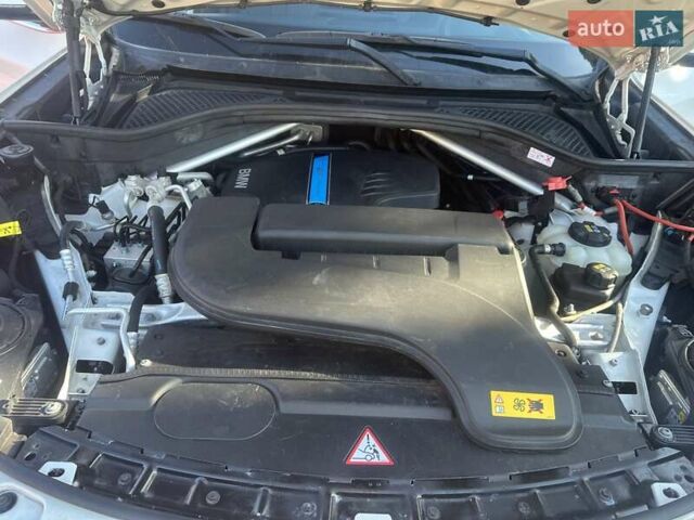 БМВ Х5 2016 в Виннице на Automoto.ua Белый БМВ Х5, объемом двигателя 2 л и пробегом 95 тыс. км за 31000 $, фото 45 на Automoto.ua