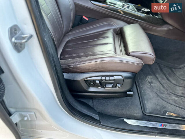 Белый БМВ Х5, объемом двигателя 4.39 л и пробегом 120 тыс. км за 33500 $, фото 19 на Automoto.ua