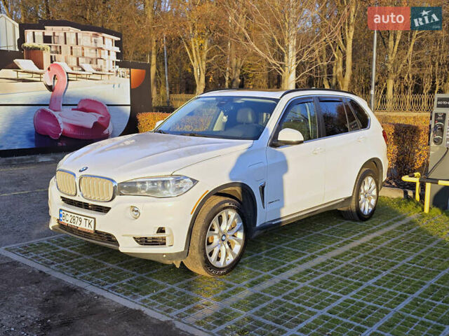 Белый БМВ Х5, объемом двигателя 2 л и пробегом 175 тыс. км за 25200 $, фото 3 на Automoto.ua