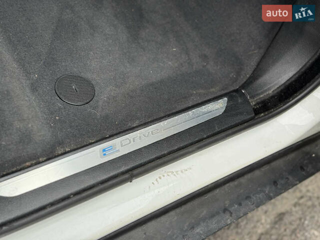 Белый БМВ Х5, объемом двигателя 2 л и пробегом 187 тыс. км за 19999 $, фото 19 на Automoto.ua