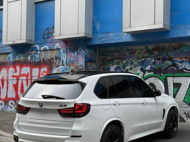 Білий БМВ Х5, об'ємом двигуна 3 л та пробігом 180 тис. км за 25000 $, фото 5 на Automoto.ua