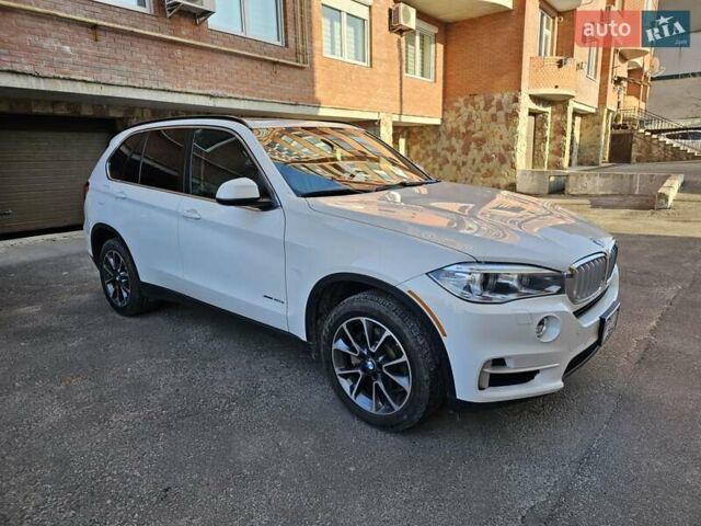 Білий БМВ Х5, об'ємом двигуна 2 л та пробігом 173 тис. км за 27200 $, фото 3 на Automoto.ua