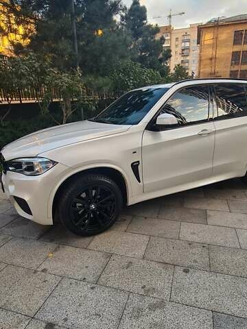 Белый БМВ Х5, объемом двигателя 2.98 л и пробегом 96 тыс. км за 31500 $, фото 23 на Automoto.ua