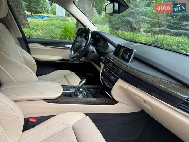 Белый БМВ Х5, объемом двигателя 3 л и пробегом 184 тыс. км за 30790 $, фото 24 на Automoto.ua