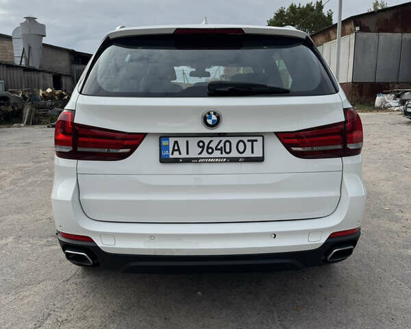 Белый БМВ Х5, объемом двигателя 2.99 л и пробегом 234 тыс. км за 31700 $, фото 4 на Automoto.ua