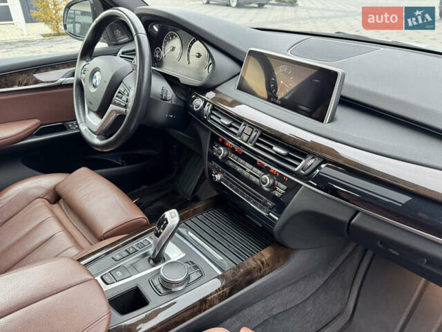 Белый БМВ Х5, объемом двигателя 2.98 л и пробегом 130 тыс. км за 28700 $, фото 23 на Automoto.ua