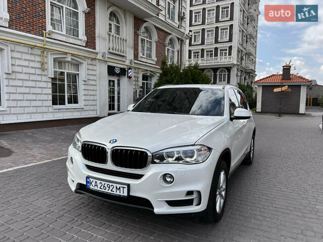 Белый БМВ Х5, объемом двигателя 2 л и пробегом 133 тыс. км за 37000 $, фото 8 на Automoto.ua