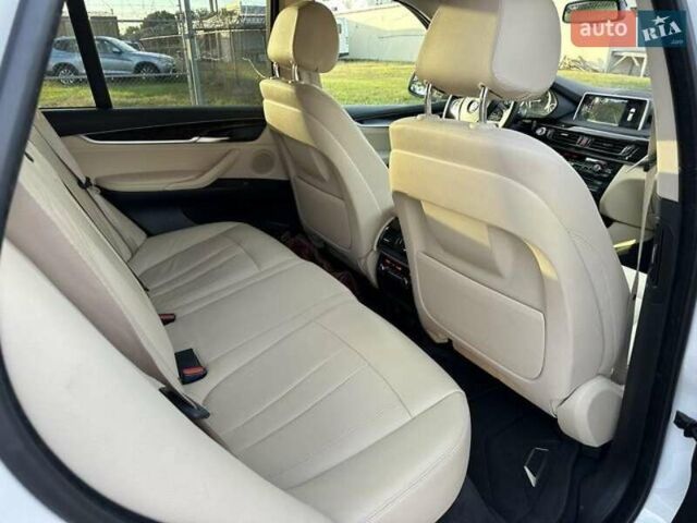 Белый БМВ Х5, объемом двигателя 2.98 л и пробегом 137 тыс. км за 6200 $, фото 6 на Automoto.ua