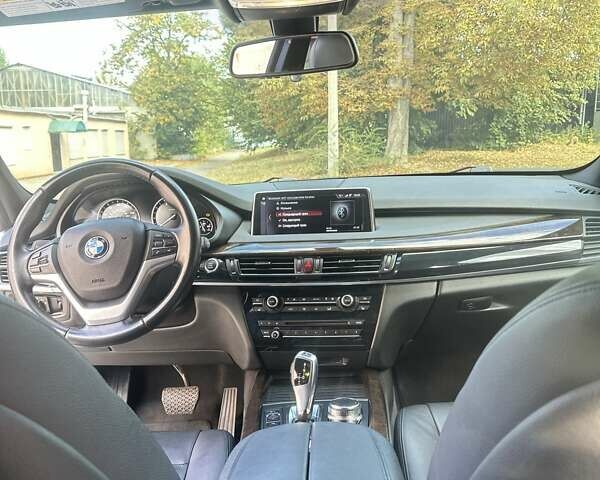 БМВ Х5 2016 в Днепре (Днепропетровске) на Automoto.ua Белый БМВ Х5, объемом двигателя 2.98 л и пробегом 107 тыс. км за 27500 $, фото 7 на Automoto.ua