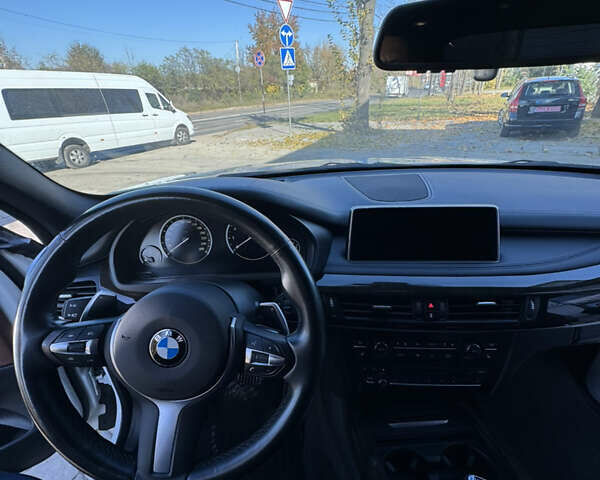 Белый БМВ Х5, объемом двигателя 4.4 л и пробегом 170 тыс. км за 26000 $, фото 14 на Automoto.ua