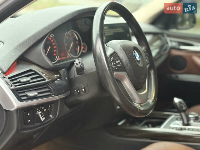 Білий БМВ Х5, об'ємом двигуна 2 л та пробігом 130 тис. км за 29500 $, фото 24 на Automoto.ua