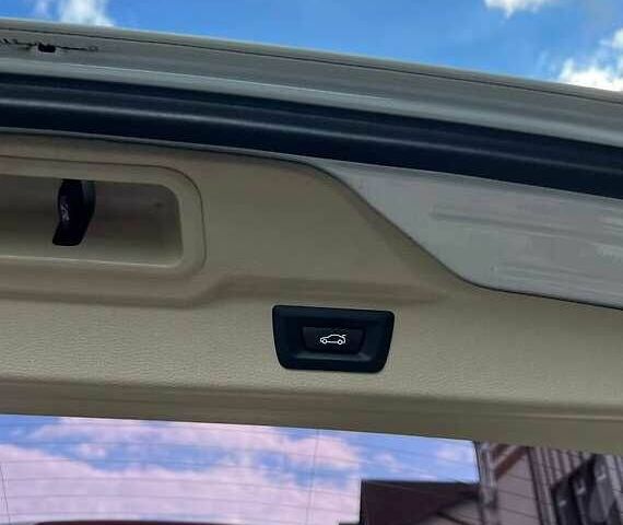 Белый БМВ Х5, объемом двигателя 2 л и пробегом 89 тыс. км за 23000 $, фото 23 на Automoto.ua