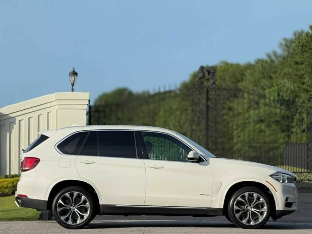 Белый БМВ Х5, объемом двигателя 3 л и пробегом 73 тыс. км за 6800 $, фото 7 на Automoto.ua