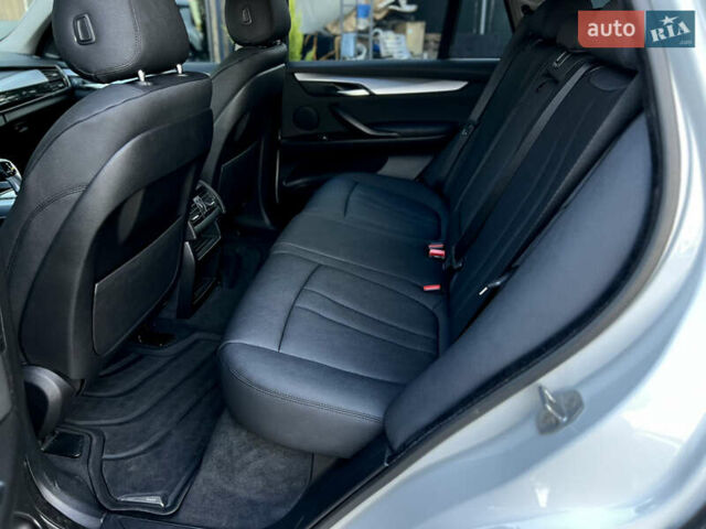 Белый БМВ Х5, объемом двигателя 2 л и пробегом 106 тыс. км за 27900 $, фото 7 на Automoto.ua