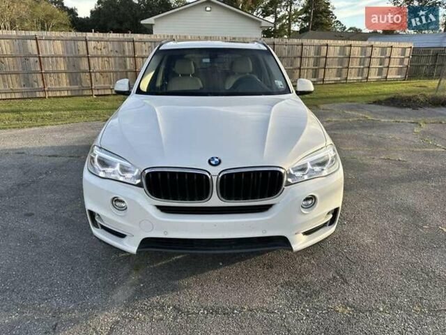 Белый БМВ Х5, объемом двигателя 2.98 л и пробегом 137 тыс. км за 6200 $, фото 1 на Automoto.ua
