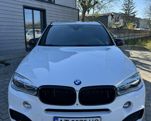 Белый БМВ Х5, объемом двигателя 4.4 л и пробегом 170 тыс. км за 26000 $, фото 1 на Automoto.ua