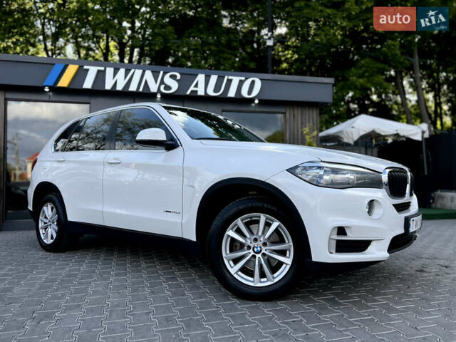 Белый БМВ Х5, объемом двигателя 2 л и пробегом 106 тыс. км за 27900 $, фото 15 на Automoto.ua
