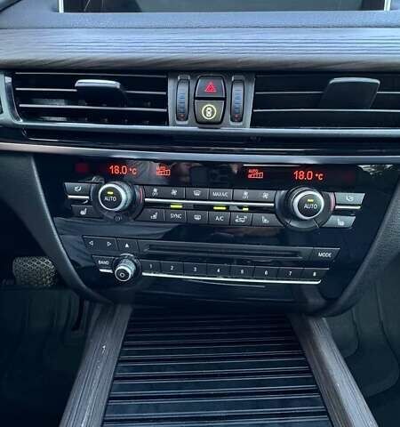 Белый БМВ Х5, объемом двигателя 2 л и пробегом 206 тыс. км за 26999 $, фото 52 на Automoto.ua