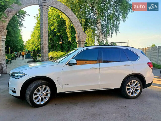 Белый БМВ Х5, объемом двигателя 2.98 л и пробегом 164 тыс. км за 19999 $, фото 3 на Automoto.ua