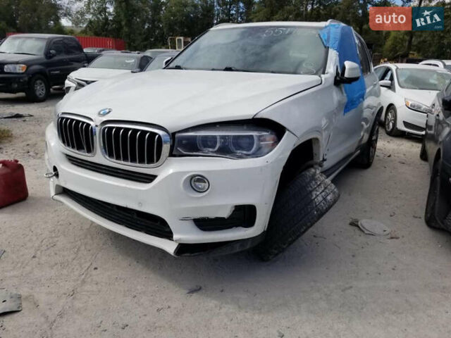 Белый БМВ Х5, объемом двигателя 3 л и пробегом 210 тыс. км за 27000 $, фото 5 на Automoto.ua