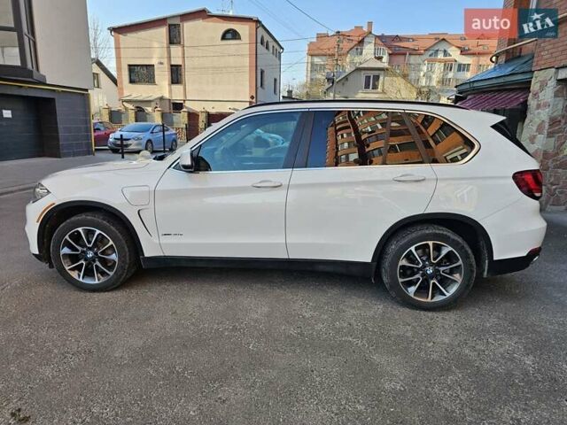 Білий БМВ Х5, об'ємом двигуна 2 л та пробігом 173 тис. км за 27200 $, фото 5 на Automoto.ua