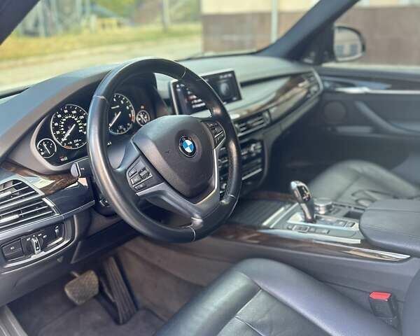 БМВ Х5 2016 в Днепре (Днепропетровске) на Automoto.ua Белый БМВ Х5, объемом двигателя 2.98 л и пробегом 107 тыс. км за 27500 $, фото 5 на Automoto.ua