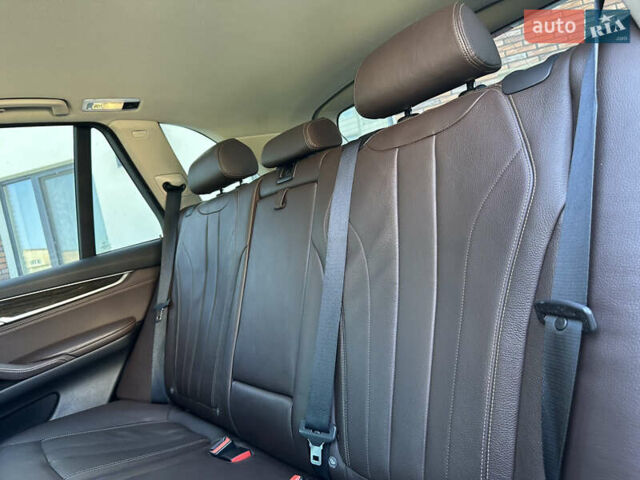 Белый БМВ Х5, объемом двигателя 2 л и пробегом 225 тыс. км за 25300 $, фото 44 на Automoto.ua