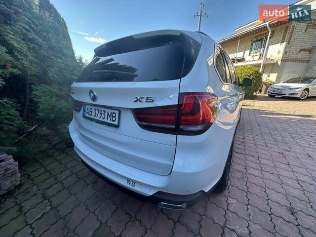 БМВ Х5 2016 в Виннице на Automoto.ua Белый БМВ Х5, объемом двигателя 2 л и пробегом 95 тыс. км за 31000 $, фото 11 на Automoto.ua