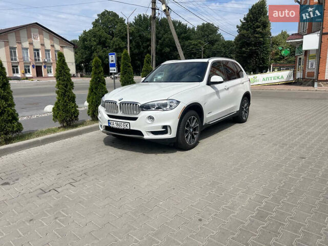 Білий БМВ Х5, об'ємом двигуна 2.98 л та пробігом 105 тис. км за 25000 $, фото 8 на Automoto.ua