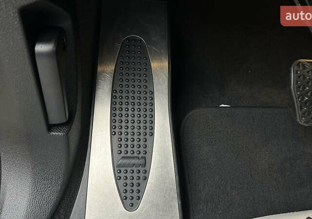 Білий БМВ Х5, об'ємом двигуна 2 л та пробігом 166 тис. км за 28000 $, фото 12 на Automoto.ua