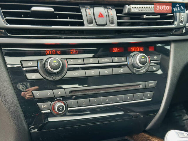 Белый БМВ Х5, объемом двигателя 3 л и пробегом 92 тыс. км за 23500 $, фото 33 на Automoto.ua