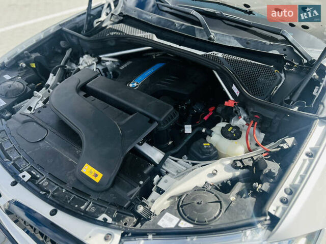 Білий БМВ Х5, об'ємом двигуна 2 л та пробігом 155 тис. км за 30999 $, фото 45 на Automoto.ua