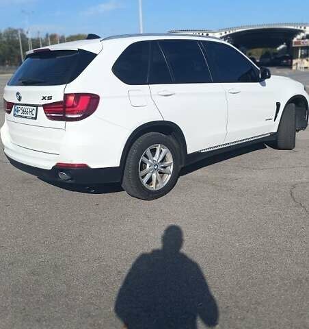 Білий БМВ Х5, об'ємом двигуна 3 л та пробігом 260 тис. км за 32500 $, фото 4 на Automoto.ua