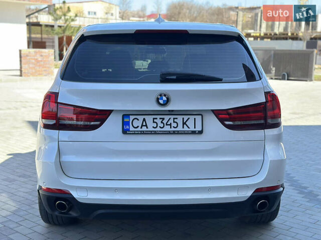 Белый БМВ Х5, объемом двигателя 2 л и пробегом 225 тыс. км за 25300 $, фото 12 на Automoto.ua