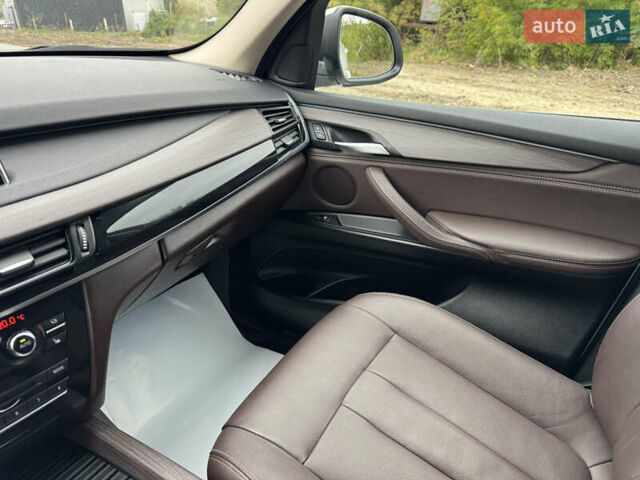 БМВ Х5 2016 в Тернополе на Automoto.ua Белый БМВ Х5, объемом двигателя 2 л и пробегом 137 тыс. км за 30500 $, фото 40 на Automoto.ua