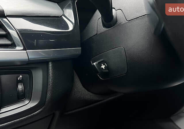 Білий БМВ Х5, об'ємом двигуна 2 л та пробігом 166 тис. км за 28000 $, фото 19 на Automoto.ua