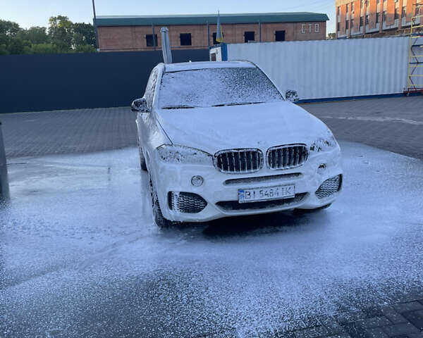 Белый БМВ Х5, объемом двигателя 2.99 л и пробегом 255 тыс. км за 34700 $, фото 14 на Automoto.ua