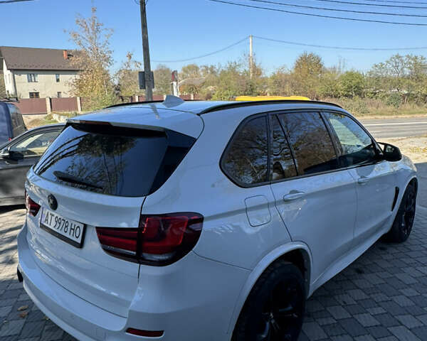 Белый БМВ Х5, объемом двигателя 4.4 л и пробегом 170 тыс. км за 26000 $, фото 7 на Automoto.ua