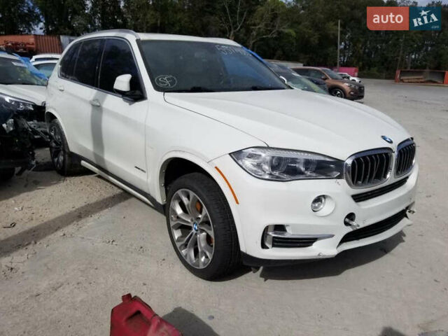 Белый БМВ Х5, объемом двигателя 3 л и пробегом 210 тыс. км за 27000 $, фото 6 на Automoto.ua