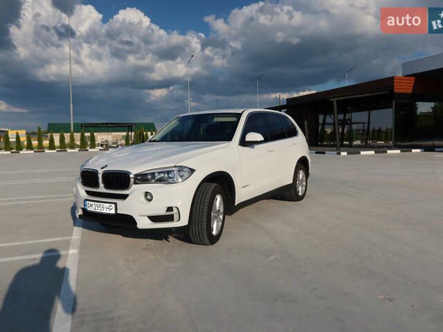 Белый БМВ Х5, объемом двигателя 2 л и пробегом 168 тыс. км за 29999 $, фото 4 на Automoto.ua