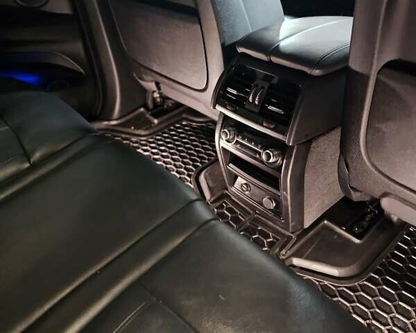 Білий БМВ Х5, об'ємом двигуна 2 л та пробігом 173 тис. км за 27200 $, фото 32 на Automoto.ua