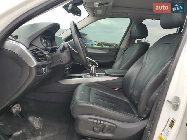 Білий БМВ Х5, об'ємом двигуна 3 л та пробігом 72 тис. км за 6500 $, фото 6 на Automoto.ua