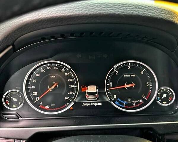 Білий БМВ Х5, об'ємом двигуна 2.99 л та пробігом 260 тис. км за 31500 $, фото 11 на Automoto.ua