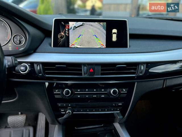 Белый БМВ Х5, объемом двигателя 2 л и пробегом 106 тыс. км за 27900 $, фото 28 на Automoto.ua