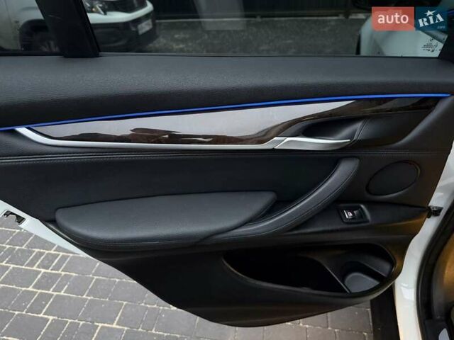 Белый БМВ Х5, объемом двигателя 2 л и пробегом 166 тыс. км за 28300 $, фото 20 на Automoto.ua