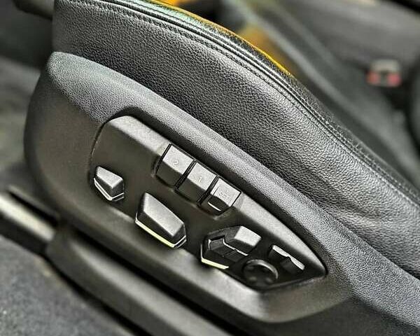 Білий БМВ Х5, об'ємом двигуна 2.99 л та пробігом 260 тис. км за 31500 $, фото 13 на Automoto.ua