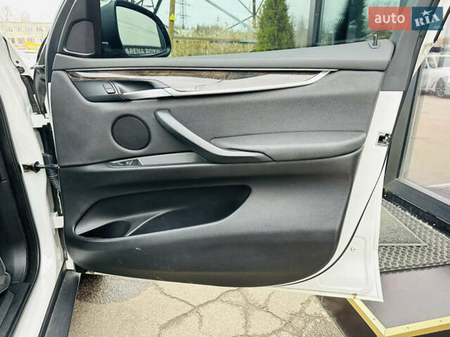 Белый БМВ Х5, объемом двигателя 3 л и пробегом 92 тыс. км за 23500 $, фото 26 на Automoto.ua