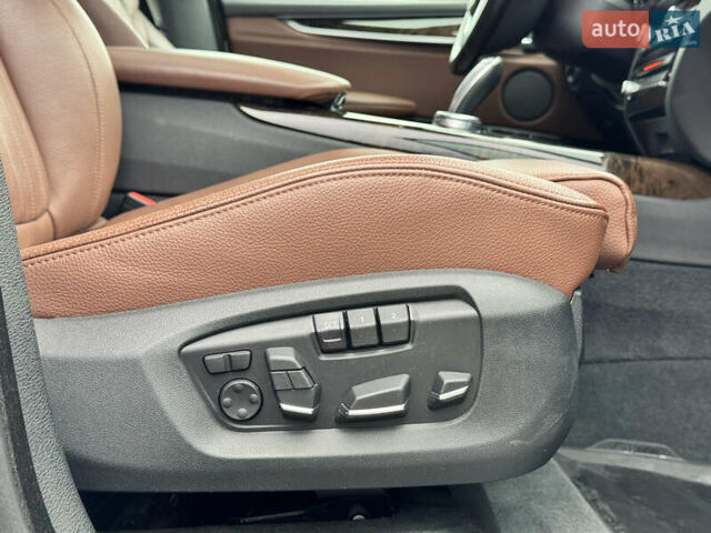 Белый БМВ Х5, объемом двигателя 2.98 л и пробегом 130 тыс. км за 28700 $, фото 44 на Automoto.ua